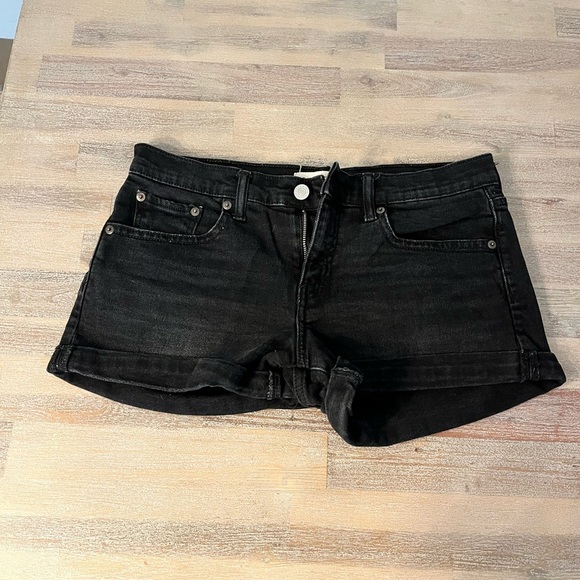 Gap black denim womens shorts 3” inch size 28 - Picture 7 of 7
